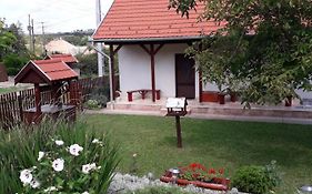 Matyasmadar Vendeghaz